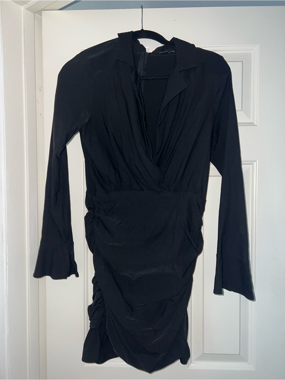 Black Long-Sleeve V-Neck Ruched Women’s Dress